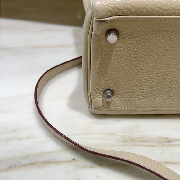 Hermes Kelly 28 Handbag Cream Togo with Palladium Hardware - Picture 12 of 16